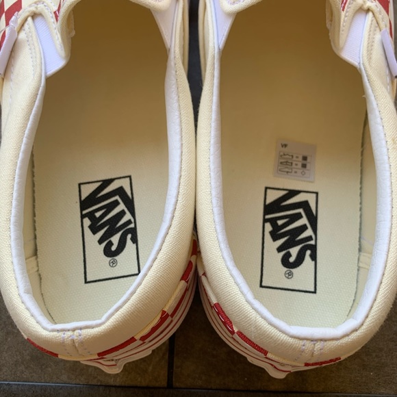 Vans checkerboard slip on •BRAND NEW • NEVER WORN - Picture 13 of 15